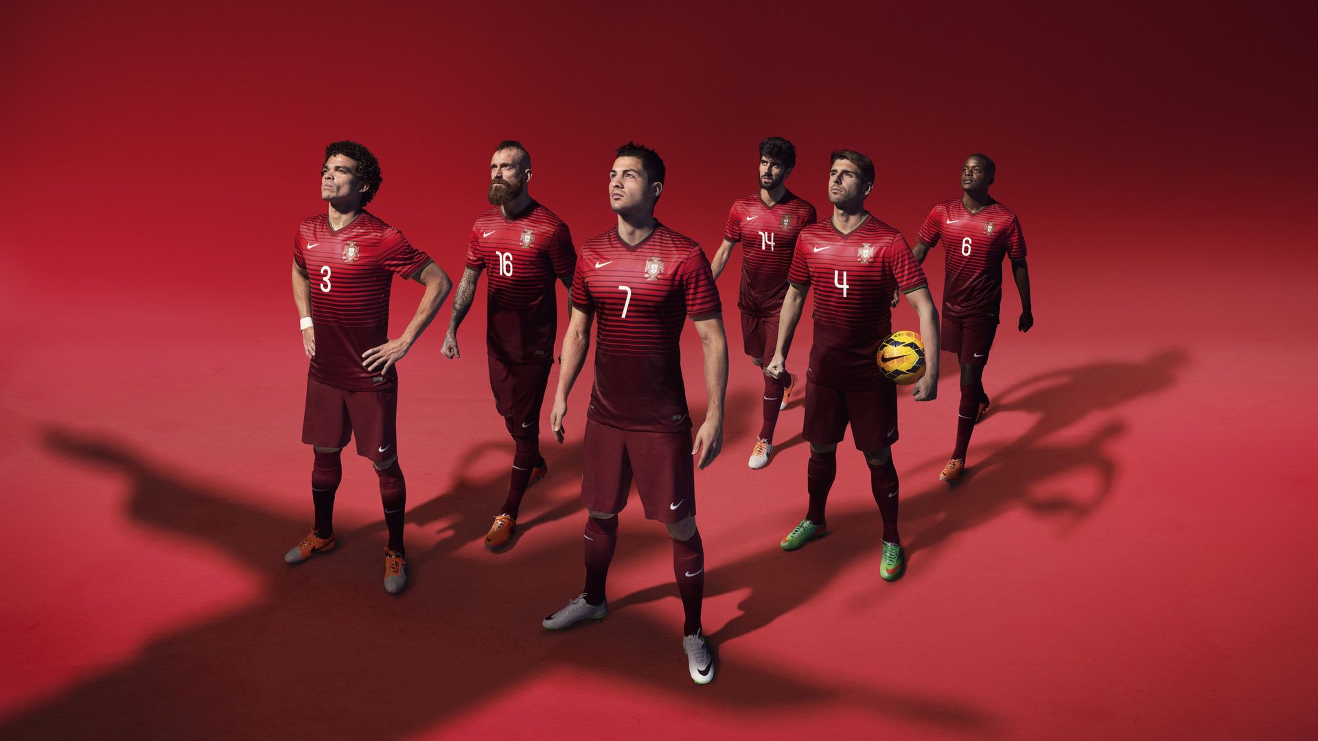 _穿越荒漠：沙丘之上的极限越野赛_，沙漠越野比赛视频